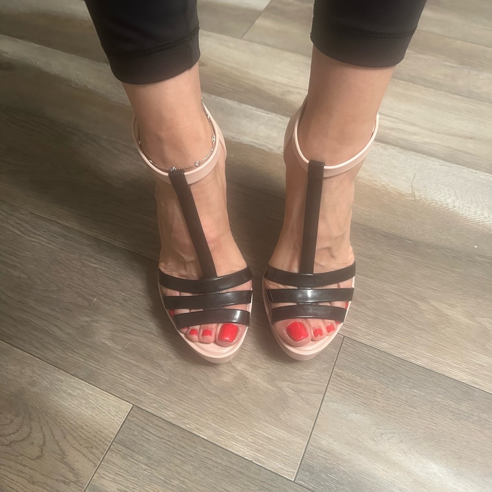 Melissa dreamy sandal heels - nude pink and black strappy  size 8 Rare $170 - Picture 5 of 11
